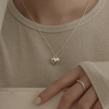 Load image into Gallery viewer, [mattoi] Chubby Heart Necklace with Ball Chain
