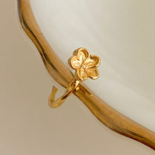 Load image into Gallery viewer, [mattoi] Blooming Earcuff
