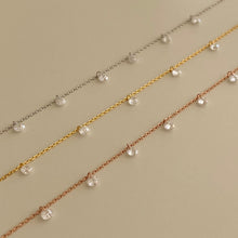 Load image into Gallery viewer, [mattoi] Swan Crystal Cubic Necklace
