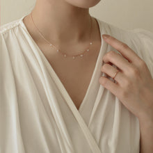 Load image into Gallery viewer, [mattoi] Swan Crystal Cubic Necklace
