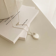 Load image into Gallery viewer, [mattoi] Heart Lock Necklace
