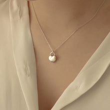 Load image into Gallery viewer, [mattoi] Heart Lock Necklace
