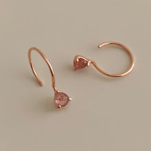 Load image into Gallery viewer, [mattoi] Romantic Strawberry Quartz Earrings
