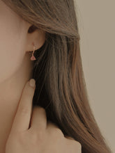 Load image into Gallery viewer, [mattoi] Romantic Strawberry Quartz Earrings
