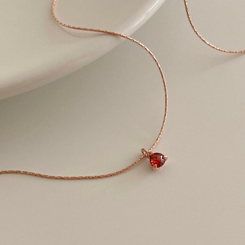 [mattoi] Romantic Garnet Necklace