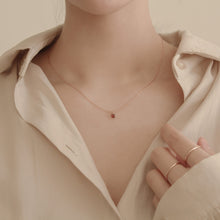 Load image into Gallery viewer, [mattoi] Romantic Garnet Necklace
