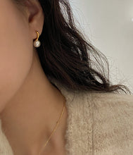 Load image into Gallery viewer, [mattoi] Venus Earrings
