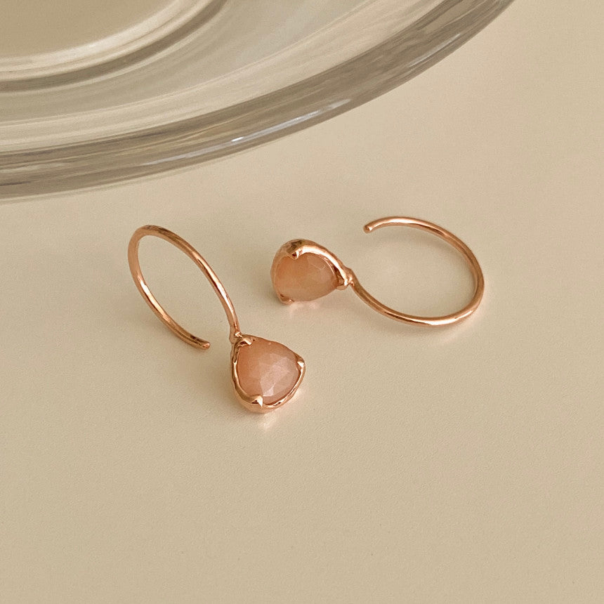 [mattoi] Liv Peach Moonstone Ring Earrings