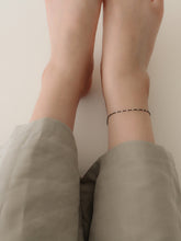 Load image into Gallery viewer, [mattoi] Black Line Anklet
