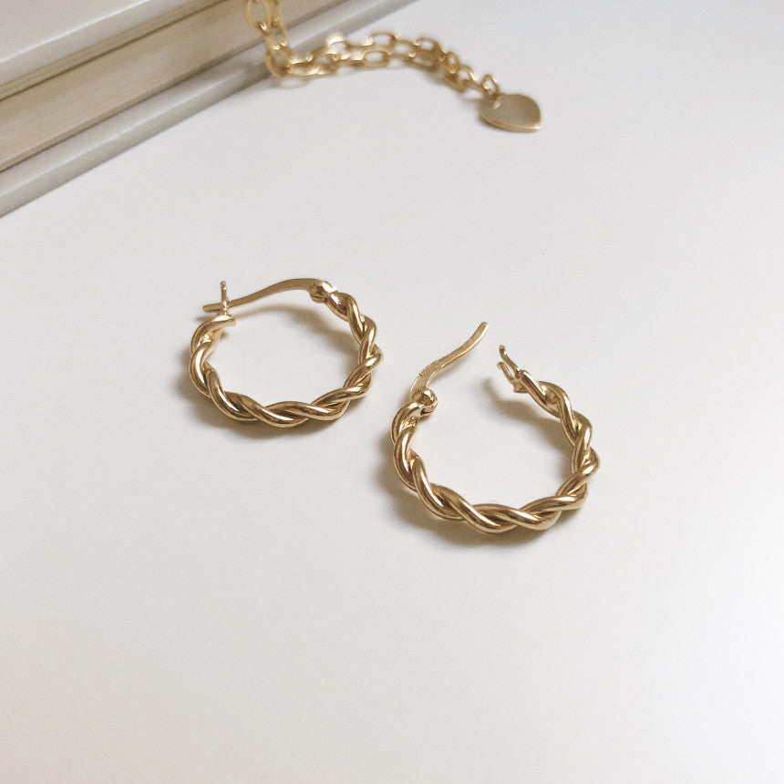 [mattoi] Twisted Ring Earring