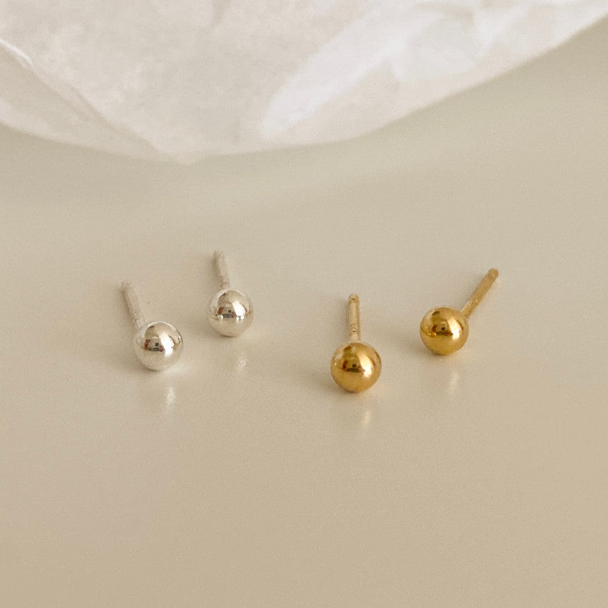 [mattoi] Mini Beads Stud Earrings