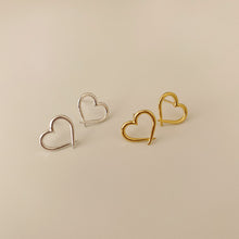 Load image into Gallery viewer, [mattoi] Lovely Heart Line Earrings
