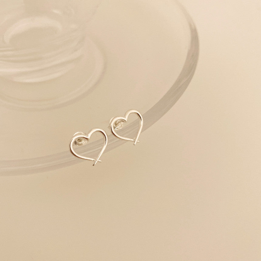 [mattoi] Lovely Heart Line Earrings