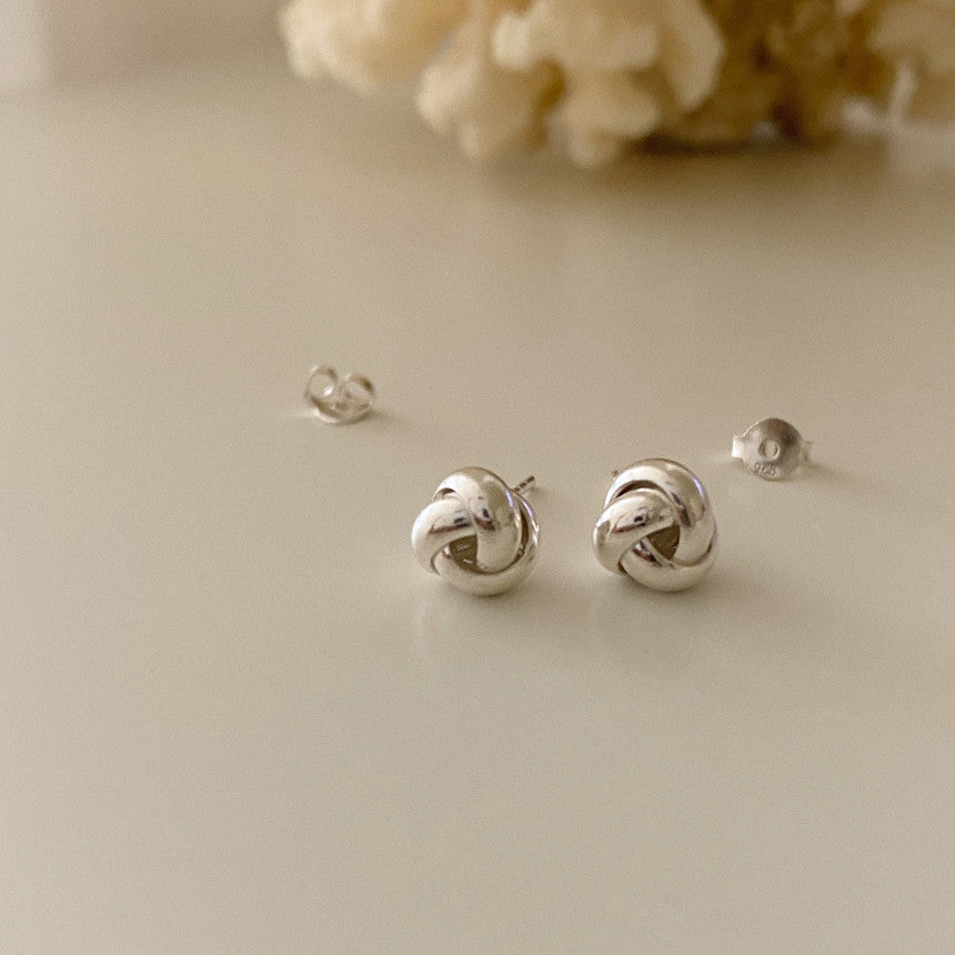 [mattoi] Daily Knots Ball Earrings