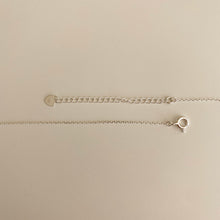 Load image into Gallery viewer, [mattoi] Kisses Pendant Necklace
