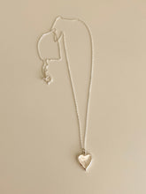 Load image into Gallery viewer, [mattoi] Melting Heart Necklace
