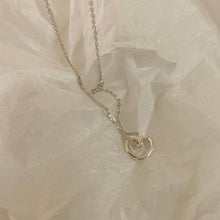 Load image into Gallery viewer, [mattoi] Petite Heart Necklace
