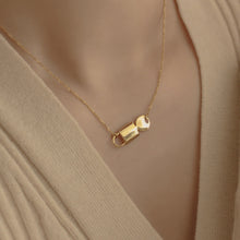 Load image into Gallery viewer, [mattoi] Golden Lock Necklace
