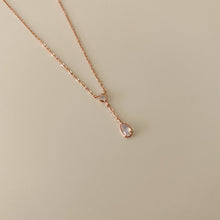 Load image into Gallery viewer, [mattoi] Raindrop Rainbow Moonstone Necklace
