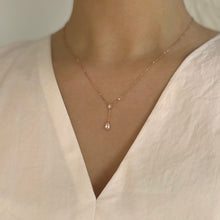 Load image into Gallery viewer, [mattoi] Raindrop Rainbow Moonstone Necklace
