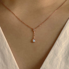 Load image into Gallery viewer, [mattoi] Raindrop Rainbow Moonstone Necklace
