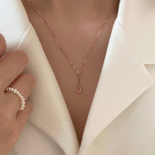 Load image into Gallery viewer, [mattoi] Raindrop Rose Quartz Necklace
