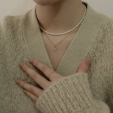 Load image into Gallery viewer, [mattoi] Shimmer Initial Necklace
