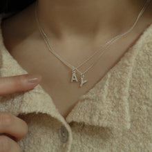 Load image into Gallery viewer, [mattoi] Shimmer Initial Necklace
