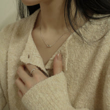 Load image into Gallery viewer, [mattoi] Soft Square Necklace
