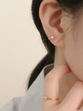 Load image into Gallery viewer, [mattoi] Mini Pearl One Touch Ring Earring
