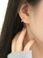 Load image into Gallery viewer, [mattoi] Mini Cubic One Touch Ring Earring
