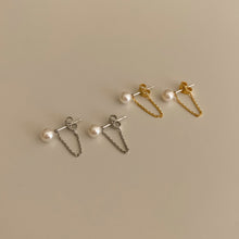 Load image into Gallery viewer, [mattoi] Milky Earrings
