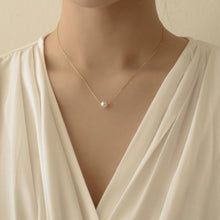 Load image into Gallery viewer, [mattoi] Classic Pearl Necklace
