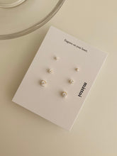 Load image into Gallery viewer, [mattoi] Simple Cubic Earrings
