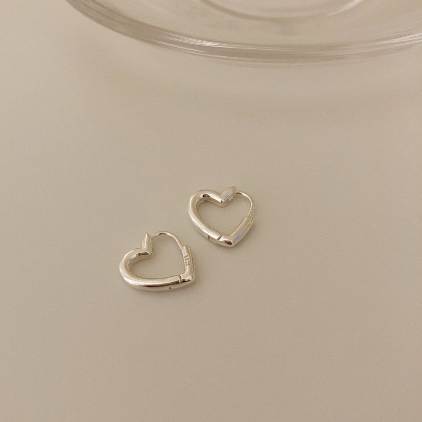 [mattoi] Cute Heart Hoop Earrings