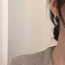 Load image into Gallery viewer, [mattoi] Cute Heart Hoop Earrings
