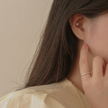 Load image into Gallery viewer, [mattoi] Pearl Ring Earcuff
