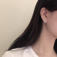 Load image into Gallery viewer, [mattoi] Oval Doughnut Earrings
