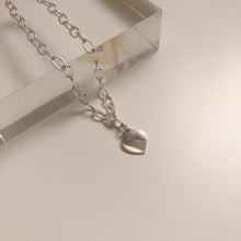 Load image into Gallery viewer, [mattoi] Flat Heart Bracelet
