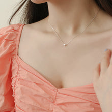 Load image into Gallery viewer, [mattoi] Mini Heart Box Chain Necklace
