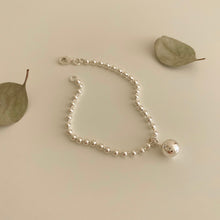 Load image into Gallery viewer, [mattoi] Silver Droplet Bracelet
