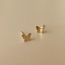 Load image into Gallery viewer, [mattoi] 14K Gold Butterfly Piercing Earrings
